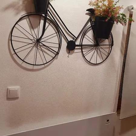 Bicycle House בית חווה פלגראס